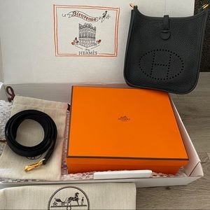 NIB Hermes Amazone Evelyne TPM bag 16 black
